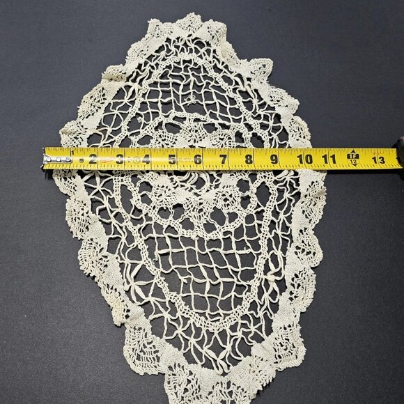 VTG Linen Table Runner Chunky Cross Stitch Tulips Doilies Repurpose For Crafts - Picture 4 of 16